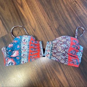 Billabong bikini top